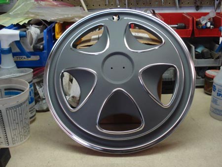 Painting hubcap